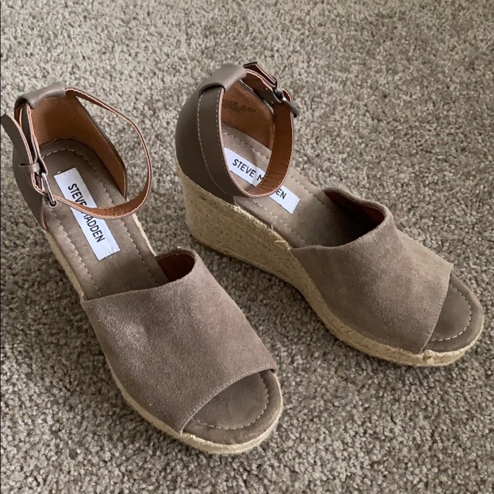 Steve Madden suede wedges